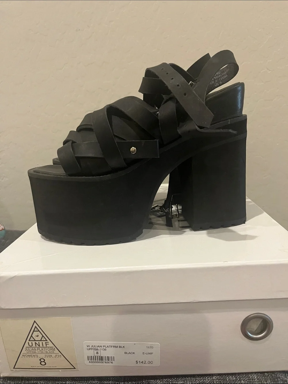 Unif Julian platform sandals